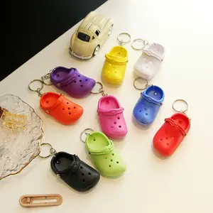 3D Plastic Slipper Keychain Mini Slippers Key Chain For Croc Charms Girls Boys Gift Simulation Key Chain Slippers Pendants