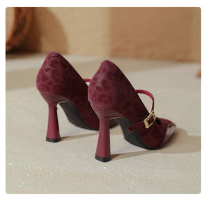 Zapatos de tacón alto para mujer, de charol, con punta cuadrada, correa con hebilla, estilo princesa para fiesta - Product Image 6