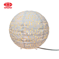 Lanterne solaire LED suspendue imperméable en forme de citrouille Tyvek D30XH28CM Jaune pour jardin, intérieur, table, artisanat en papier