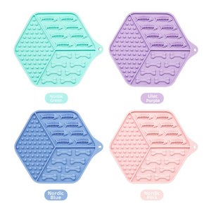 Alfombrilla de silicona ecológica cuadrada para perros, comedero lento con ventosa para aliviar la ansiedad y relajar durante el baño - Product Image 1