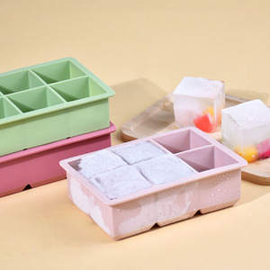 Bandeja de silicona reutilizable de grado alimenticio para cubitos de hielo cuadrados, molde de fácil desmolde para congelador, fabricante de hielo artesanal para whisky y cerveza - Product Image 1