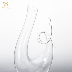 <span class=keywords><strong>Carafe</strong></span> à <span class=keywords><strong>vin</strong></span> rouge en cristal de conception unique de 16 60ml 0ml/60oz <span class=keywords><strong>Carafe</strong></span> à <span class=keywords><strong>vin</strong></span> en verre en forme de U pour cadeau d'affaires - Product Image 4