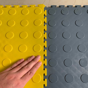 Revêtement de sol pour <span class=keywords><strong>garage</strong></span> en PVC vierge, résistant à l'huile, avec système d'assemblage par emboîtement - Product Image 3