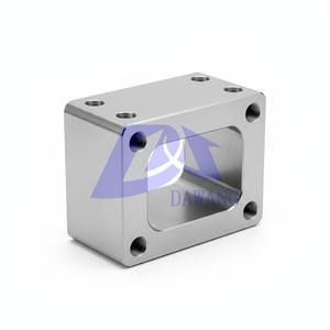 Piezas de Acero Inoxidable y Titanio Mecanizadas por CNC con Electroerosión por Hilo para Mangos de Equipos de Buceo y Componentes de Carcasas Subacuáticas - Product Image 1