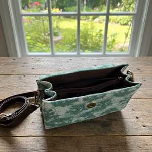 Handmade Green Floral Sling <b>Bag</b> Cotton Botanical Print <b>Boho</b> Crossbody <b>Bag</b> Everyday Shoulder <b>Bag</b> - Product Image 6