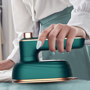 <span class=keywords><strong>Fer</strong></span> électrique Portable à double usage sec humide Mini <span class=keywords><strong>fer</strong></span> suspendu vêtement vapeur petit <span class=keywords><strong>fer</strong></span> ménager pliant pour hôtels usine directe - Product Image 1