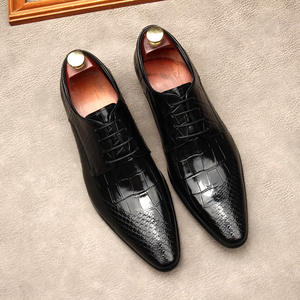 Nuevos zapatos de cuero de negocios para hombre, de alta gama, con punta en pico y correa, estilo británico, para la oficina. - Product Image 2