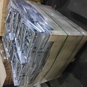 Bras d'extension personnalisé pour support de <span class=keywords><strong>poteau</strong></span> en acier galvanisé avec <span class=keywords><strong>fixation</strong></span> par câble pour support et <span class=keywords><strong>fixation</strong></span> de poteaux - Product Image 6