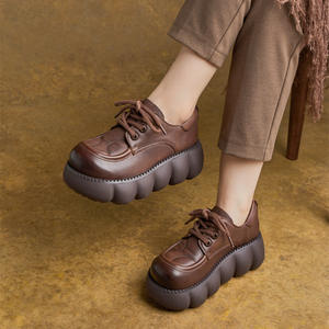 Chaussures compensées décontractées pour femmes en cuir de vachette, style britannique, à bout rond, à lacets, légères - Product Image 1