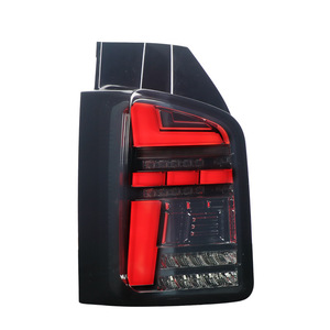 Gruppo Luci Posteriori LED Modello V2 con Funzione Freno e Indicatore di Direzione per <span class=keywords><strong>Volkswagen</strong></span> <span class=keywords><strong>T5</strong></span> Multivan <span class=keywords><strong>Caravelle</strong></span> 2010-2015 - Product Image 1