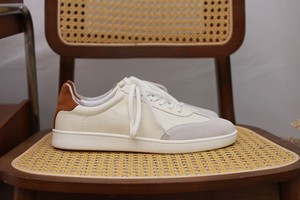 Chaussures décontractées de style marche en cuir véritable et daim, texture bicolore, matériaux mixtes de qualité supérieure - Product Image 3