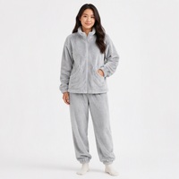 Ensembles de peignoirs en polaire Sherpa doux et chauds FEIYUE RTS, teints unis, brodés, élégants, style chinois, thermiques, vente en gros directe d'usine