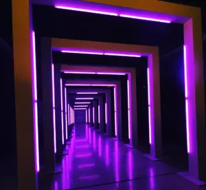 Luzes de barra lineares para fachada em tubo LED RGB pixel endereçável à prova d'água para decoração de edifícios