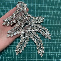 Vente chaude Date À La Main DIY Cristaux Feuilles Patchs Strass Personnalisé 3d Motifs Floraux Clair Applique