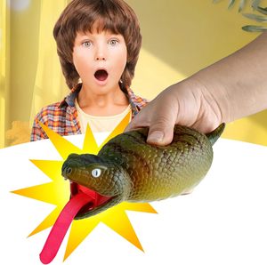 Juguete de Serpiente de Goma Realista con Lengua Retráctil y Sonido, Juguete Interactivo para Niños de 5 a 7 Años - Product Image 2