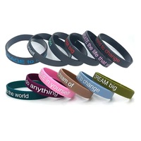 Bracelet en silicone personnalisé, gaufré ou en relief, coloré, pour fêtes