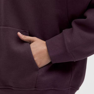 Conjunto de Sudadera Corta y Pantalones de Chándal de Algodón para Mujer, de Manga Larga, para Invierno, con Logotipo Personalizado, Venta al por Mayor - Product Image 3