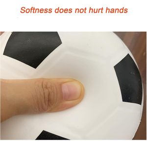 Pelotas Deportivas SPDTECH, Pelota de Fútbol de Goma de 6 Pulgadas, Ligera, para Niños Pequeños, Juego de Pelotas - Product Image 2