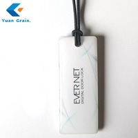 Carte de membre NTAG215 en résine époxy cristalline PVC, étanche/résistante aux intempéries, avec capteur RFID NFC à très haute fréquence 13,56 MHz