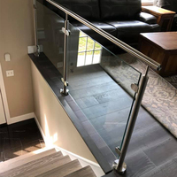 Rampe d'escalier en verre pour intérieur avec main courante en métal, fabrication chinoise