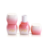 Tube de blush liquide carré 4g 8g avec conteneur de brillant à lèvres en plastique transparent à grande brosse