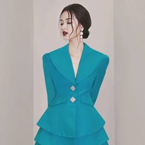 Robe de costume de style français pour femmes 2022 automne nouvelle jupe légère de luxe et capable - Product Image 4