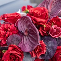Décoration de voiture de mariage personnalisée fleurs avant bienvenue disposition de l'équipe fleurs artificielles fleurs de voiture finies avec ventouses