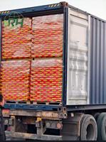 Encofrado de vigas de madera de alta resistencia y tamaño ajustable a precio de fábrica para la construcción de losas y columnas, vigas de madera tipo I de contrachapado amarillo