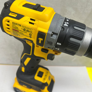 Trapano a Batteria 18V, DCD796 Utensile Compatto Senza Spazzole, Ideale per Fai-da-Te e Uso Professionale - Product Image 3