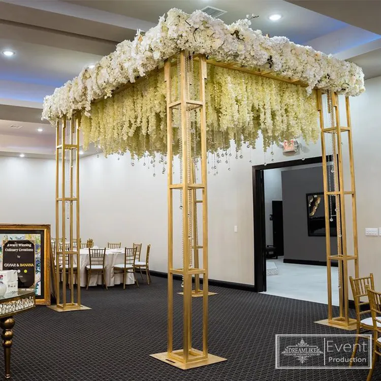Wedding suppliers customized gold metal decoration wedding arch for sale