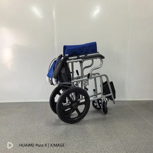 Fauteuil roulant pliable léger et portable pour personnes âgées, fauteuil de mobilité manuel compact pour seniors et enfants - Product Image 4