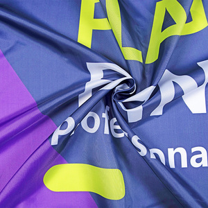Drapeau publicitaire personnalisé pour promotion de marque, faible MOQ, bannière en polyester imperméable à double face avec impression UV, bannière extérieure en tissu vinyle - Product Image 3