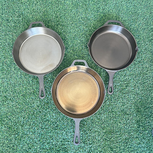 Poêle en fonte polie de 10 pouces, antiadhésive naturelle, compatible four, pour steak, ensemble d'ustensiles de cuisson en fonte - Product Image 6