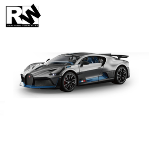 Voiture de course à roue libre autorisée JFY RW 1/18 <span class=keywords><strong>Bugatti</strong></span> <span class=keywords><strong>Divo</strong></span> modèle formule un <span class=keywords><strong>jouet</strong></span> F1 voiture <span class=keywords><strong>jouet</strong></span> en métal pour la vente en gros - Product Image 3