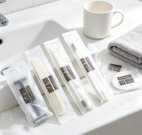 Kit de toilette minimaliste Black Label emballé séparément pour l'hôtellerie, avec poignée en paille de blé écologique, pour chambre d'hôtes et salle de bain