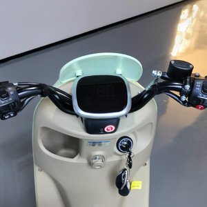 Venta Directa de Fábrica, Nuevo Estilo, Motocicleta Portátil de Alta Velocidad y Largo Alcance, Motor de 72V20AH 1200W, Gran Venta - Product Image 2