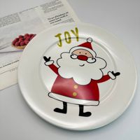 Assiettes de Noël décoratives en céramique de 10 pouces avec motifs de Père Noël et bonhomme de neige pour la décoration de table et les cadeaux