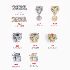 Accesorios 3D Nuevo diseño Gold Tiger Rhinestone <span class=keywords><strong>2022</strong></span> Nail Art Charms Zircon para <span class=keywords><strong>uñas</strong></span> - Product Image 4