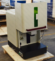 Machine de marquage laser à fibre fermée 20W CNC AI DST pour gravure sur métal, logo, code QR, numéro de série, haute précision industrielle