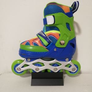 Patinage à roulettes <span class=keywords><strong>pour</strong></span> enfants Ultra léger pliant Portable extérieur en plastique gain de place maison <span class=keywords><strong>chaise</strong></span> Flash patins à roulettes - Product Image 3