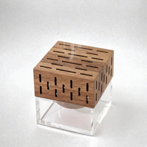 เตาเผากำยานไม้หอม กลิ่นไม้จันทน์ ฐานใส สำหรับตกแต่งบ้าน - Product Image 5