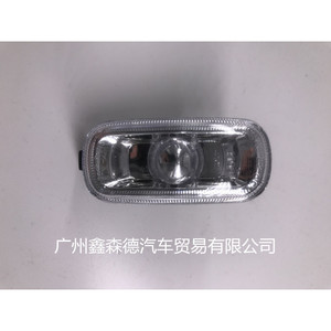 Carcasa de Luz Lateral para Guardabarros de Audi 8E0949127, 12V, Halógena, Repuesto para Luz Direccional - Product Image 4