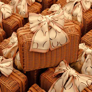 Wholesale Empty Handmade Wicker Picnic Basket for Gift