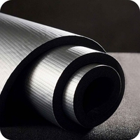 Rouleau de mousse de caoutchouc nitrile Nbr/Pvc enduit de papier d'aluminium avec une excellente isolation de vapeur d'eau