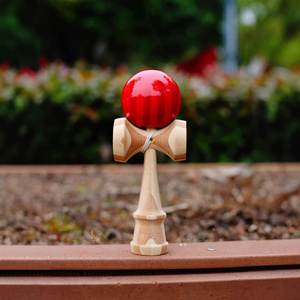 Kendama Japonesa Profesional de Bambú de 6 cm con Rayas, Juguete de Equilibrio, Espada de Bambú, Rompecabezas de Jade - Product Image 4
