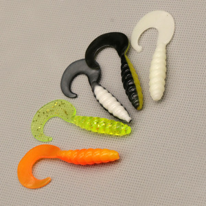 Señuelo blando Gw Guangwei de 2g y 60mm, multicolor, de cola única, para pesca de lubina, señuelo compuesto para pesca de fondo. - Product Image 1