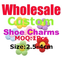 Vente en gros de breloques personnalisées pour décoration de lacets de chaussures breloques pour boucle accessoires de vente en gros personnalisés breloque pour chaussures personnalisée