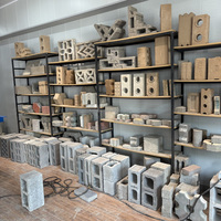 Ligne de production de machine à fabriquer des blocs de béton semi-automatique efficace 4-35