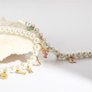 Y2k שטוח חמוד שטוח מפואר 26 אותיות שרשרת אמייל תליון פנינה חרוזים פנינים לנשים בנות - Product Image 4