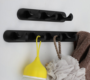 Moderno Estante de Almacenamiento de Utensilios de Cocina de Aluminio de Una Sola Capa, Montado en la Pared, con Ganchos Multifuncionales - Product Image 4